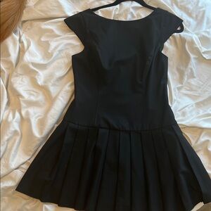 Aritzia Sunday Best Black Cap-Sleeve Pleated Mini Dress